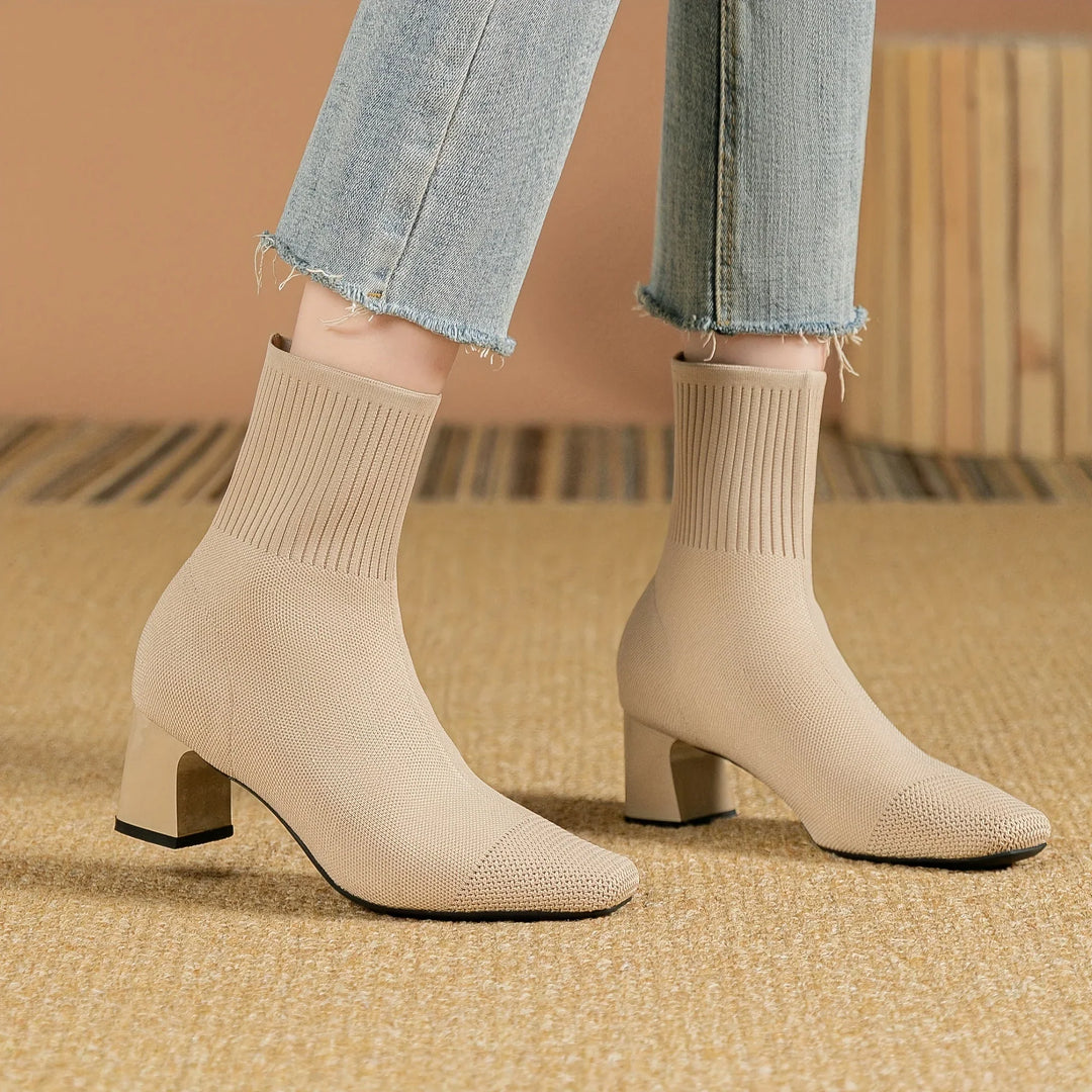 Dames laarzen gebreide tricot met blokhak in Beige