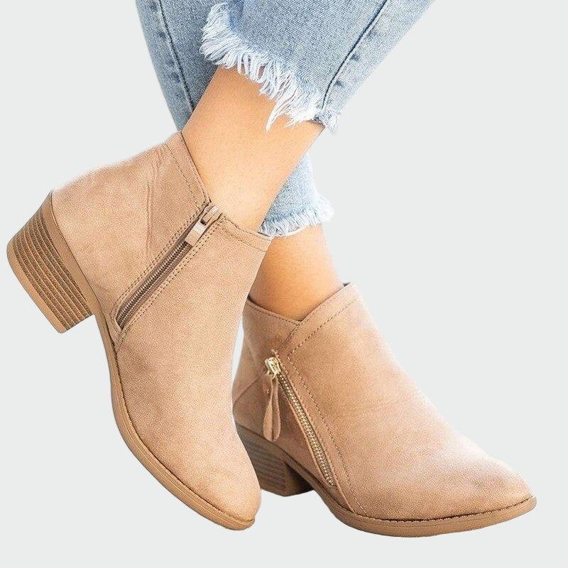 Dames laarzen voor Kerst outfit in leder in Beige
