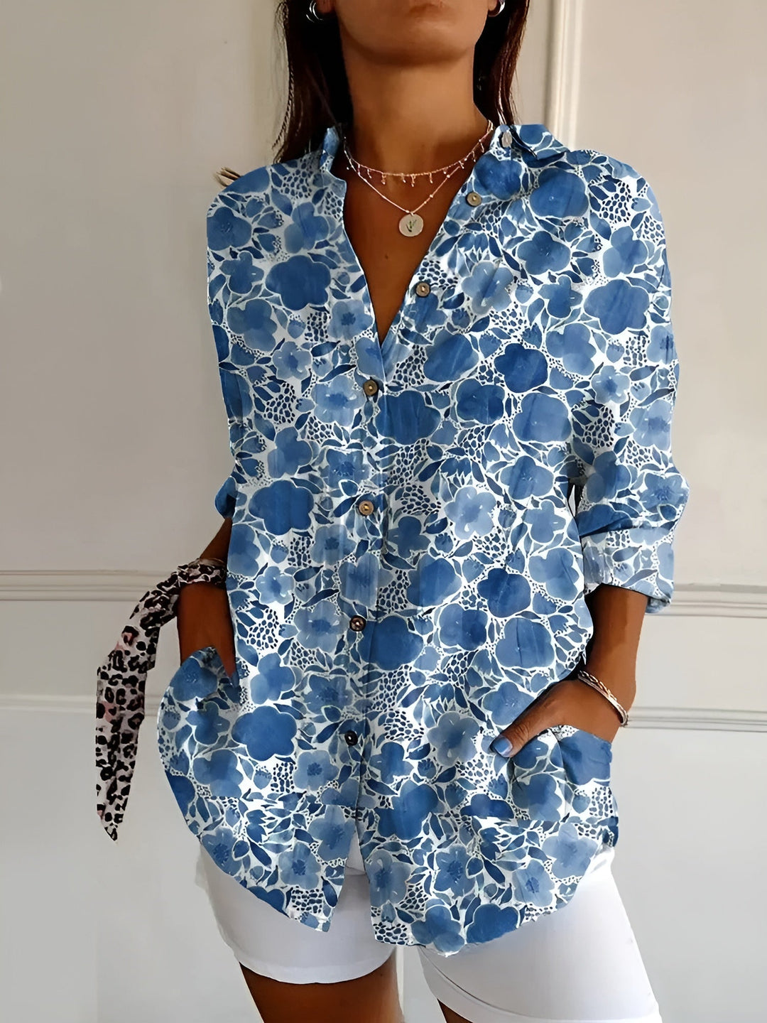 Dames Speelse Linnen Blouse in Dunkelblau Floral