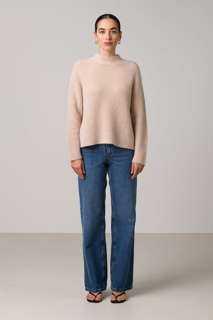 Dames trui uit alpaca-wol in beige (2)