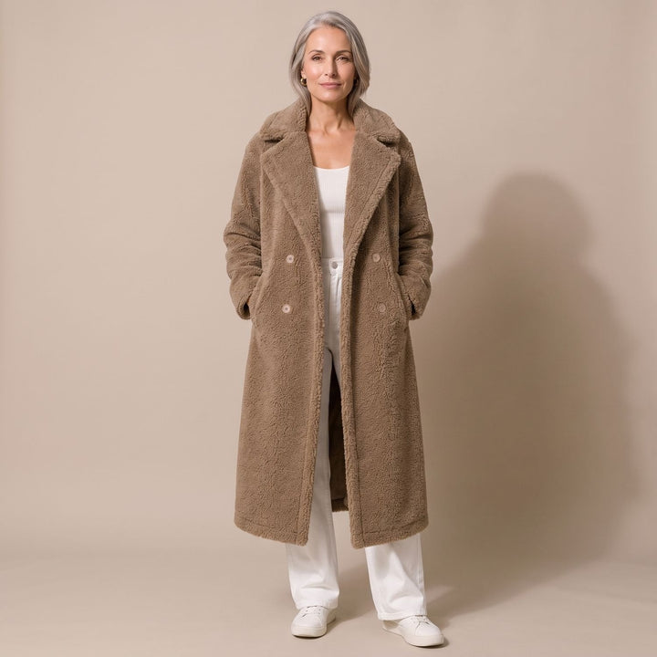 Lange Dames Winterjas in Teddy-Fleece in Bruin