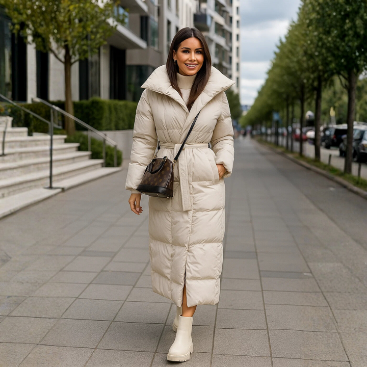 Lange winterjas dames gevoerd met riem in Beige