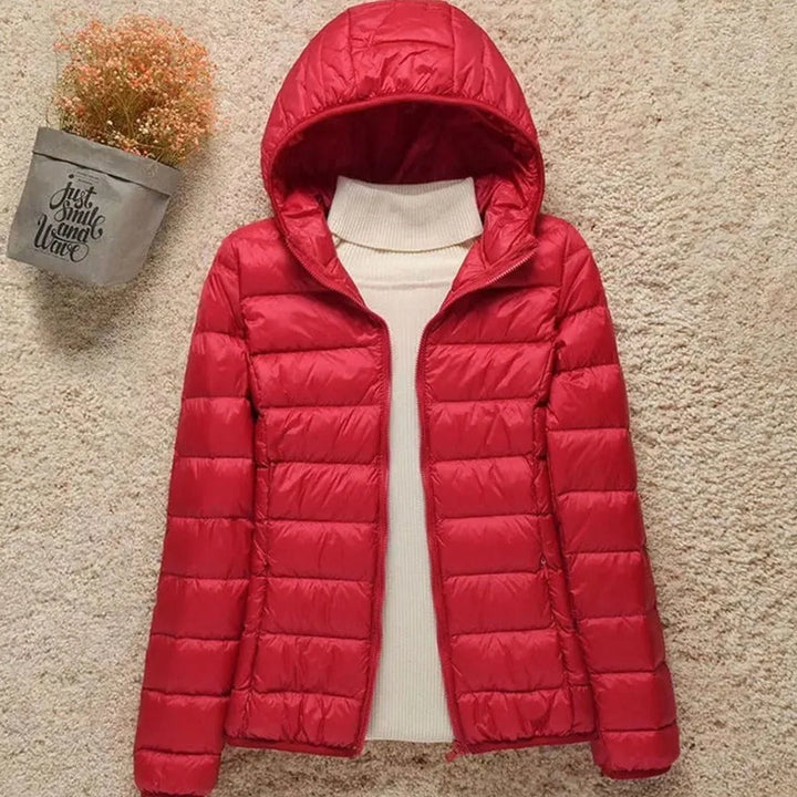 Ultra-lichte dames winterjas met donsvulling in Rood